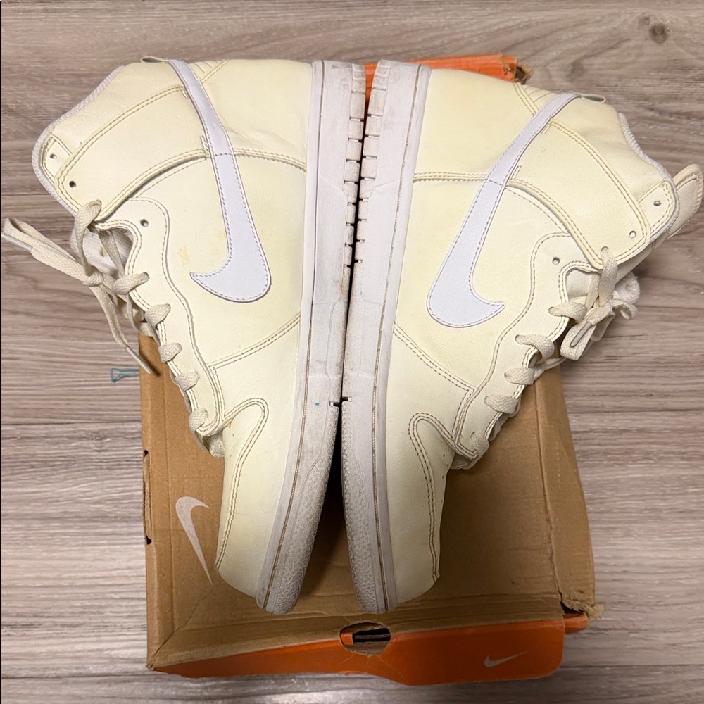 Nike Glow In Dark Dunks (2006) - Picture 7 of 10